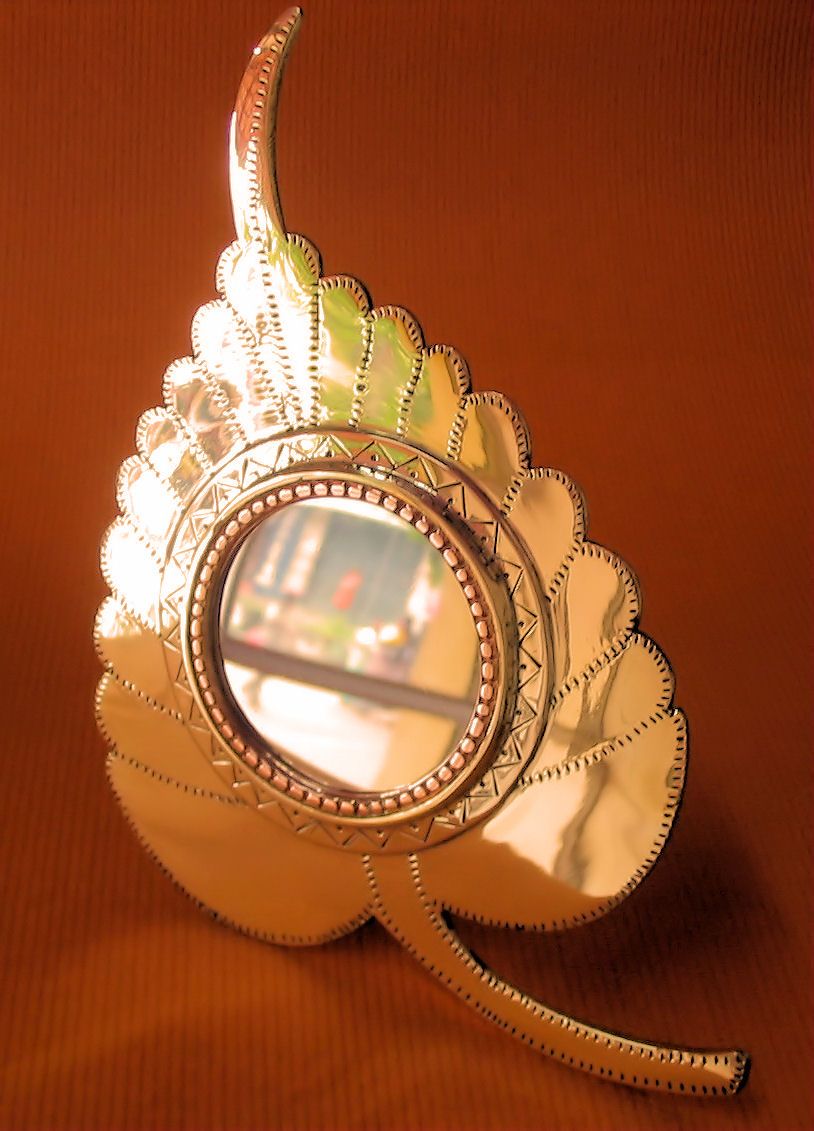 Aranmula Kannadi Metal Mirror